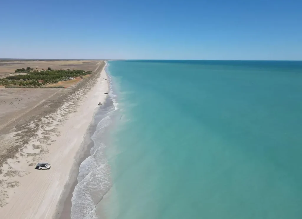 Eighty Mile Beach
