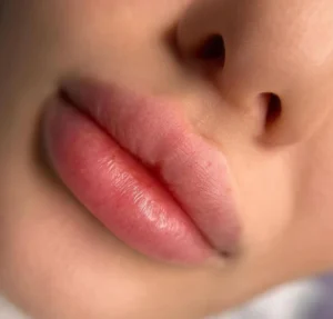 How to Choose the Right Lip Tattoo Colour