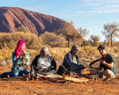 travel to ayers rock